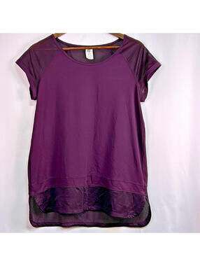 Champion Athletic Top Size M Purple Mesh Short Sleeve Activewear